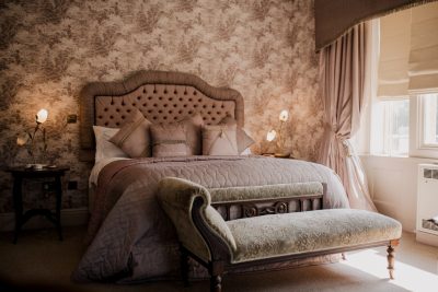 rossington-hall-cream-bedroom