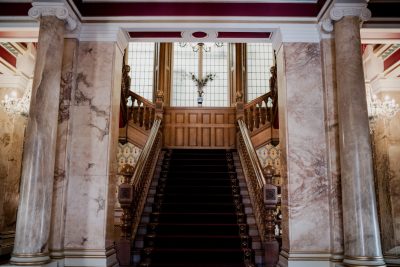 rossington-hall-venue-staircase-foot