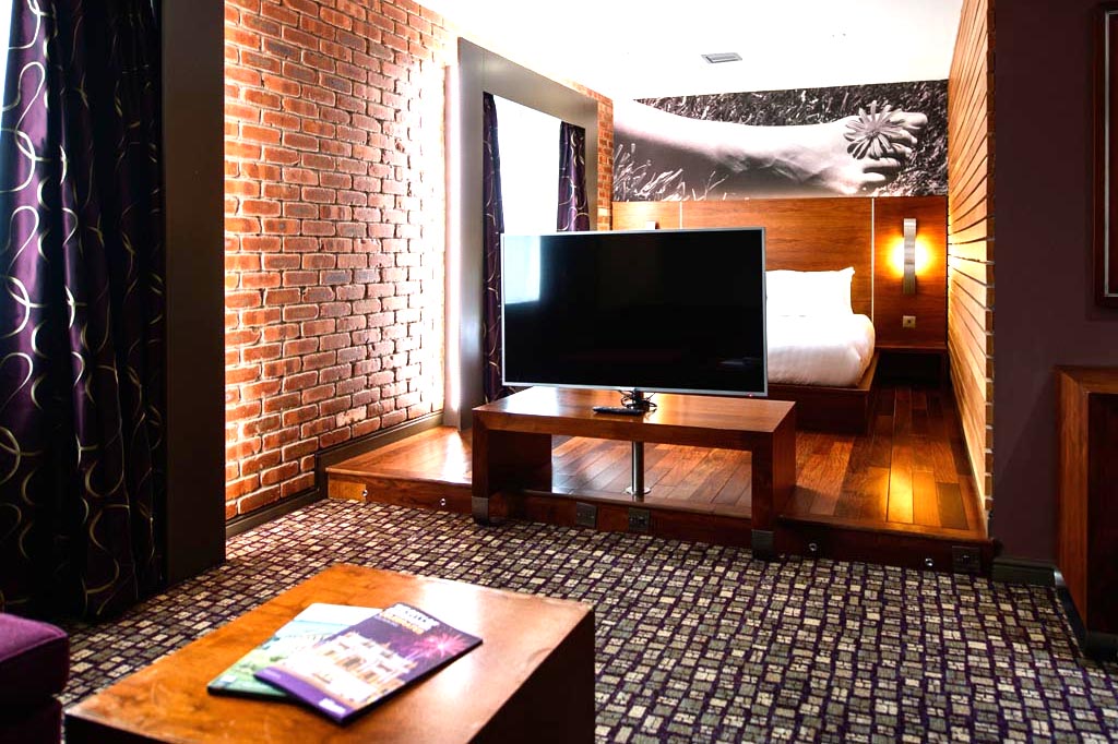 Crown Hotel Bedroom