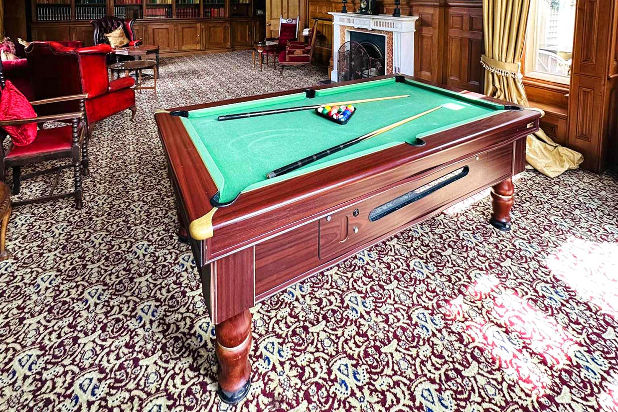 Games Room & Library